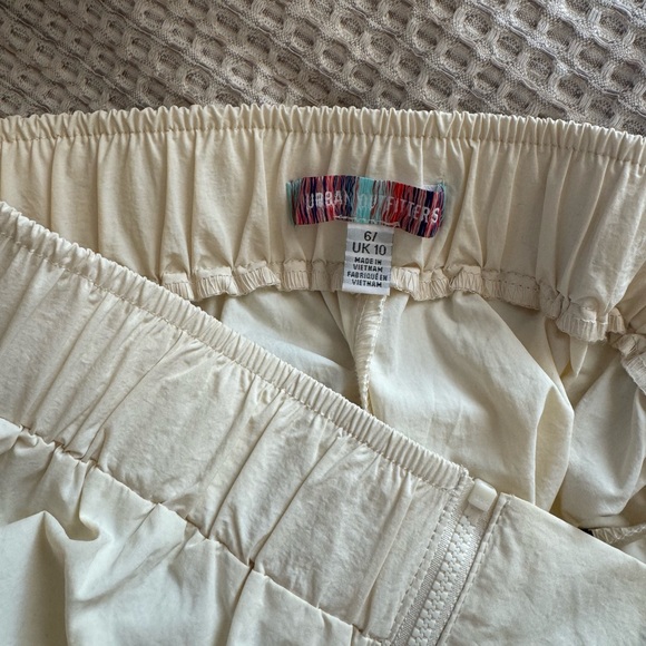 Urban Outfitters Parachute pants - Picture 4 of 4